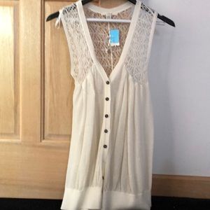 Beige laced med. length sleeveless vest sweater